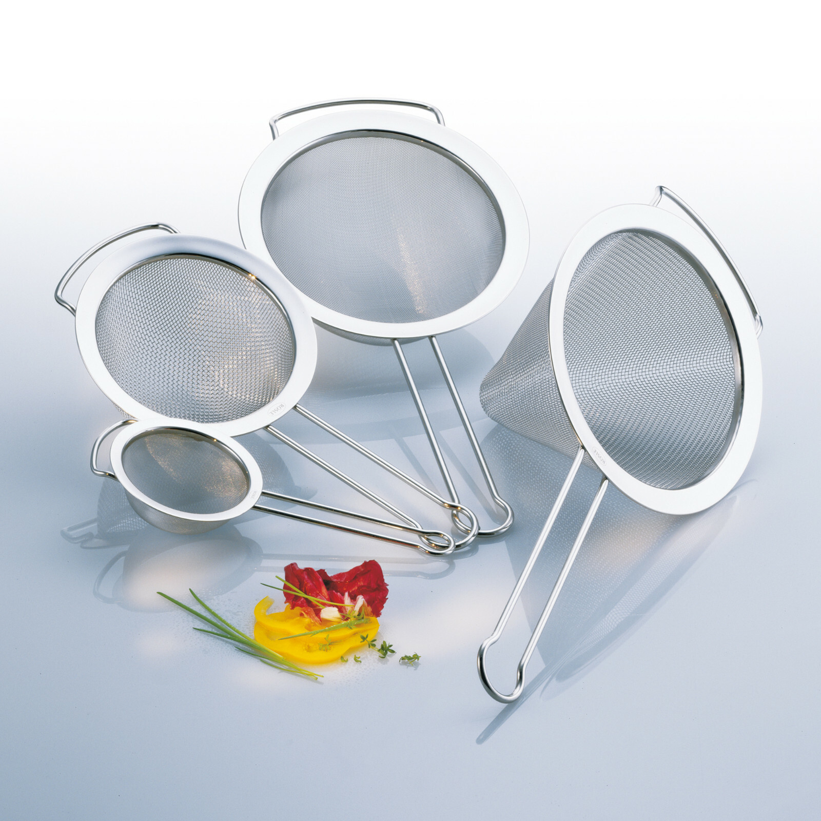 Rosle Strainer Stainless Steel Kitchen Strainer 7.9-inch or 9.5-inch Rösle gallery