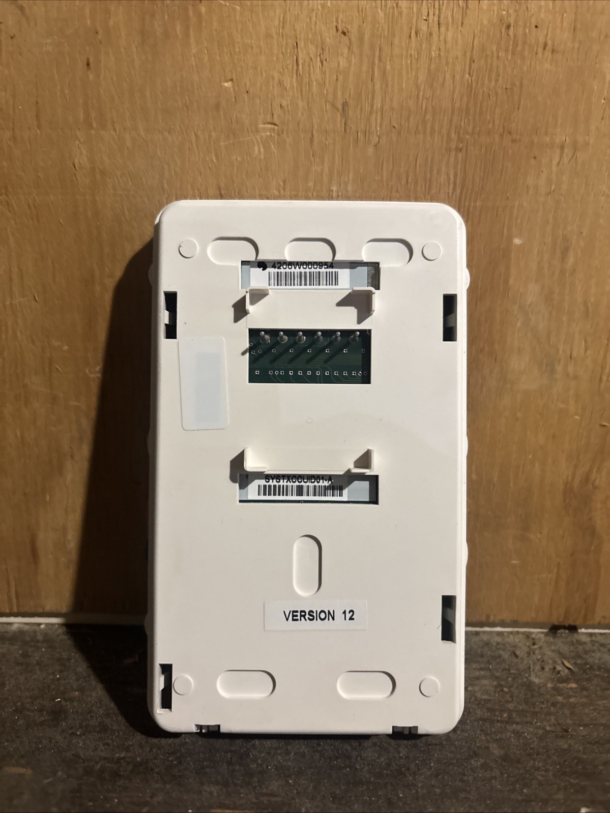 Carrier Infinity SYSTXCCUID01-A Digital Programmable Thermostat gallery