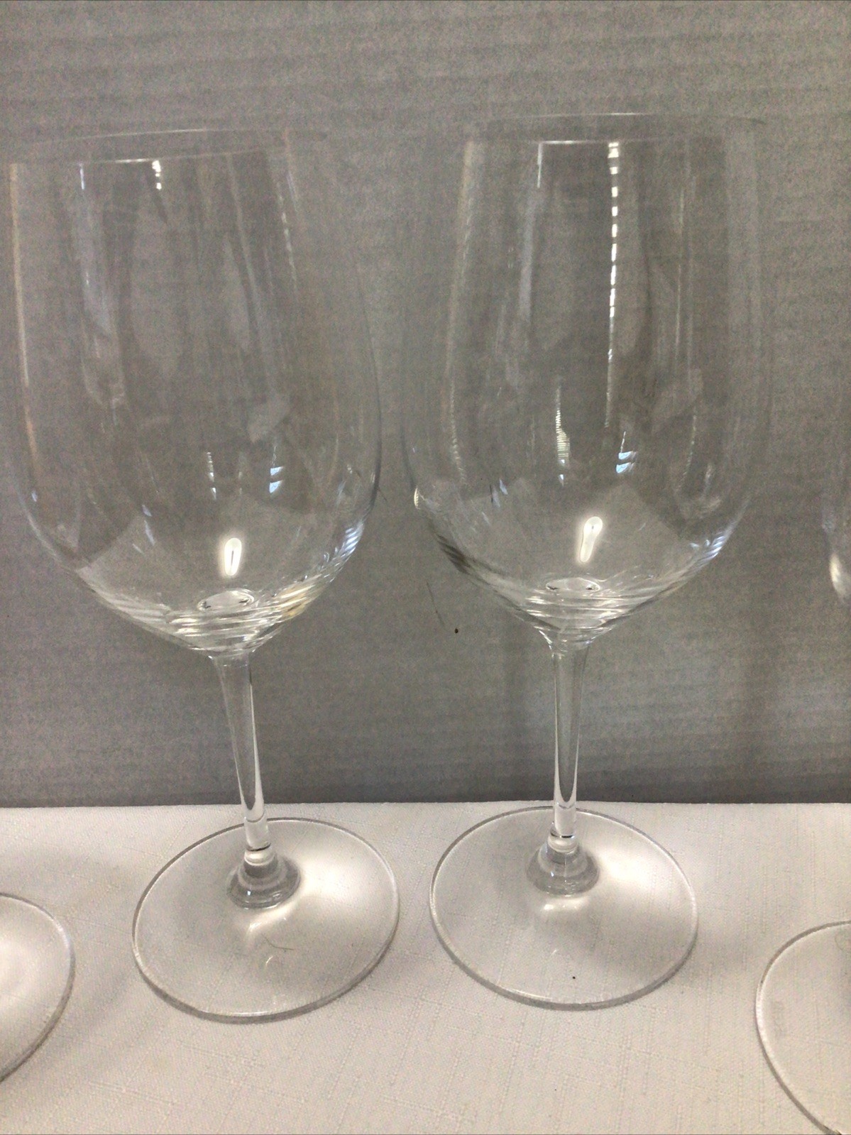 Riedel Crystal wine glasses 8 Inch tall Holds 11 ounces Set Of 4 EUC gallery
