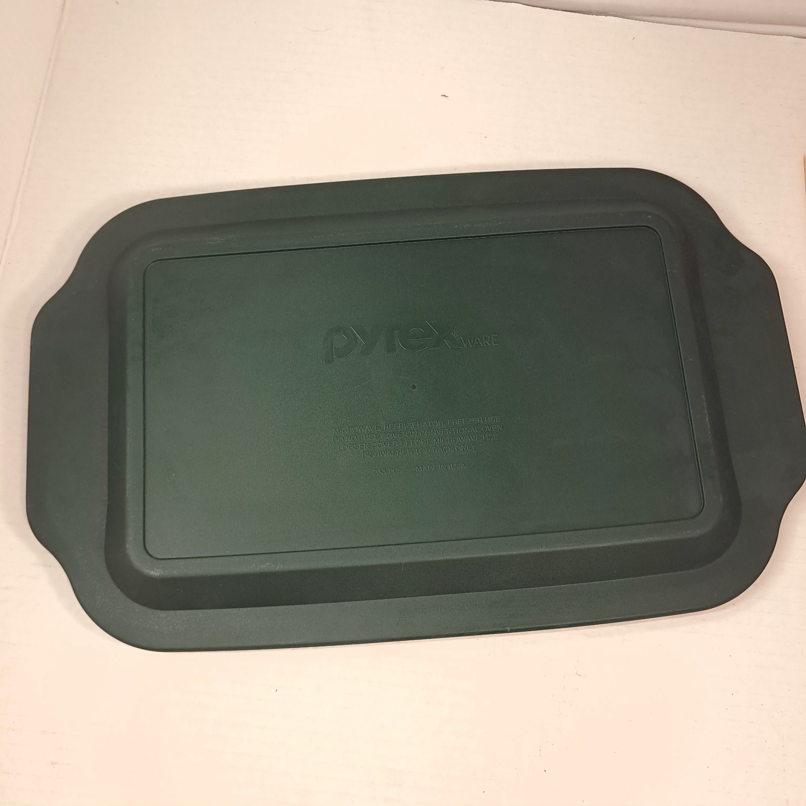 Pyrex 233-PC Plastic Baking Dish Lid Cover pyrexware dark hunter green 233 PC gallery