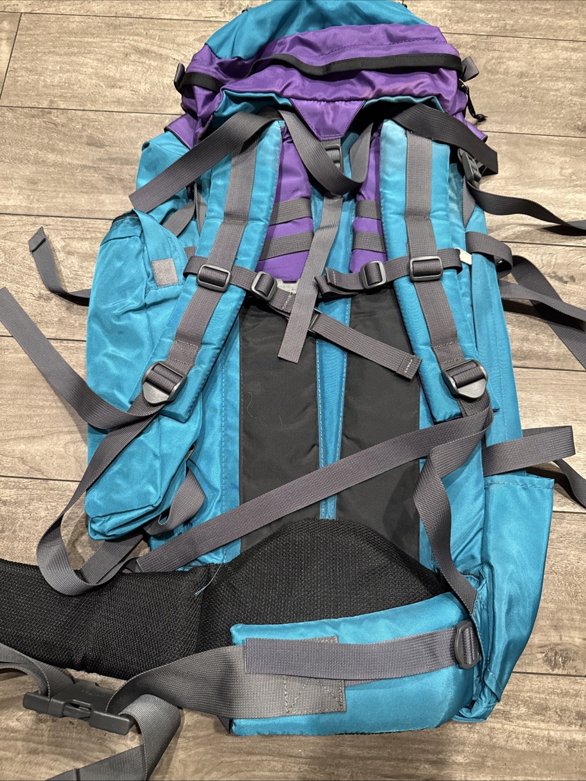 Montbell Cha-Cha Purple Pack 45 Short Zero Point Zero Point Pocketable Daypack 2