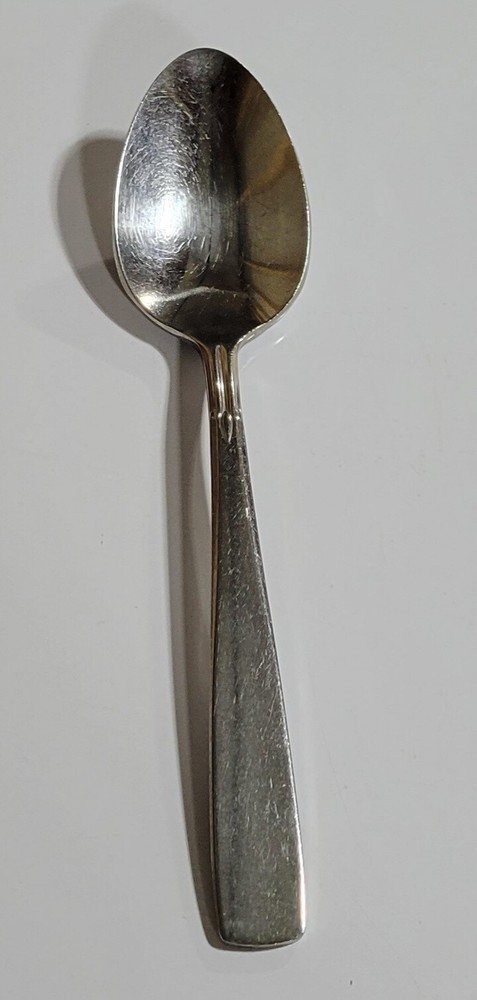 Oneida Flatware Accent Teaspoon 18/8 Stainless Steel 6 Inches Long Minimalist