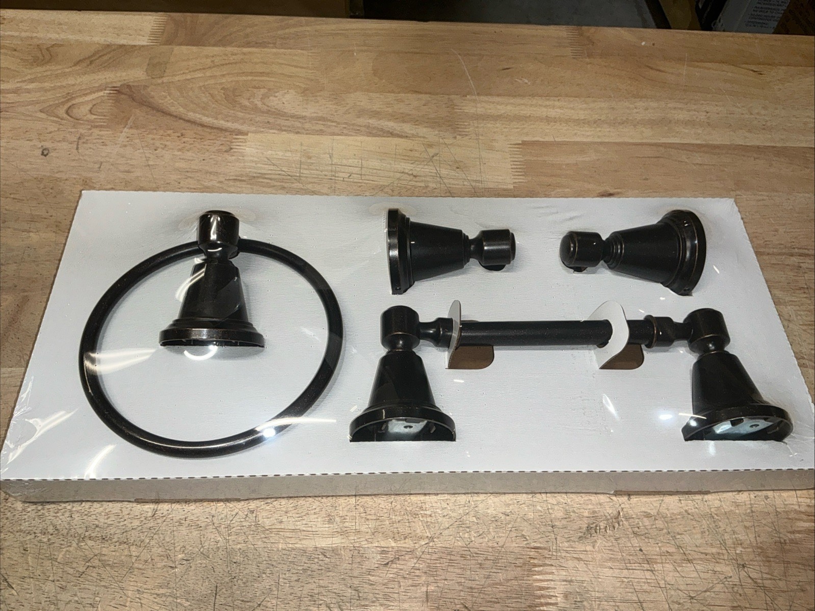 MOEN Bradshaw 18" 3 Piece Bath Accessory Kit - DN3693ORB gallery