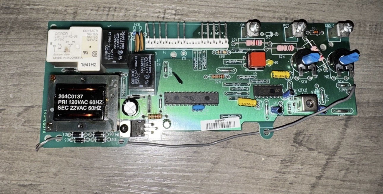Liftmaster Chamberlain Red Button Logic Board 41A5021-1e gallery