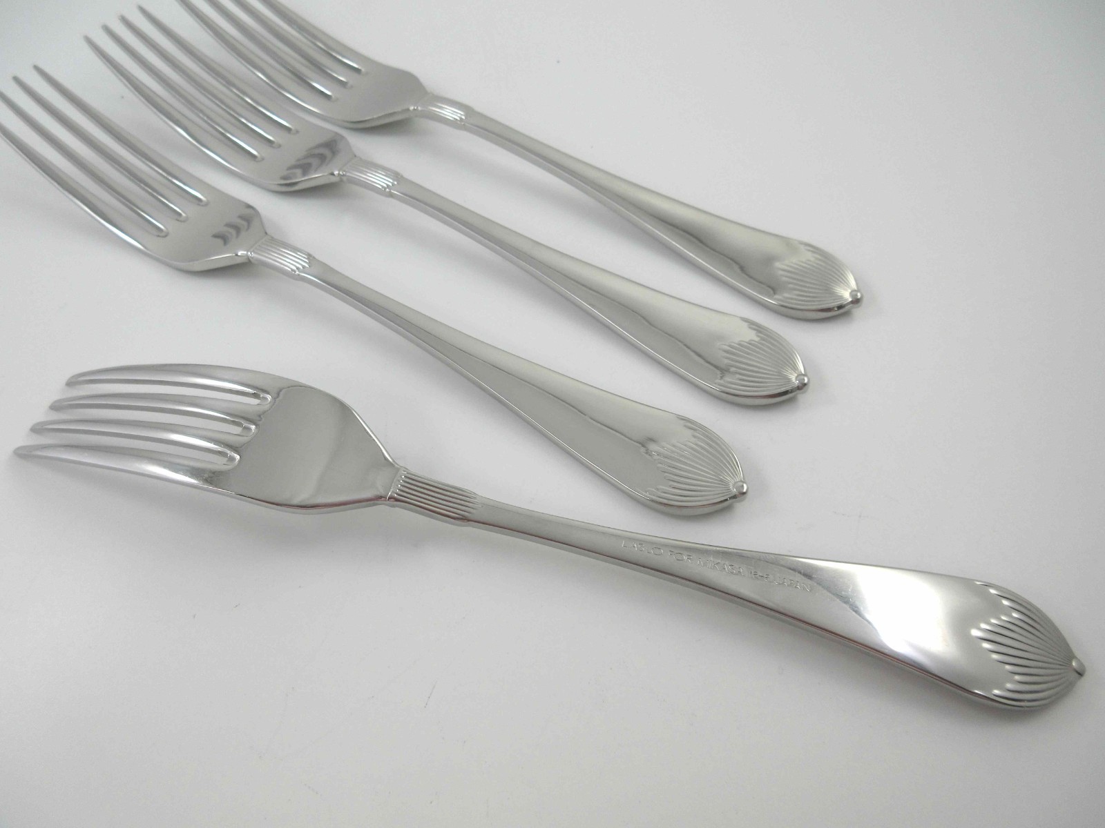 Laslo for Mikasa REGENCY 4 Dinner Forks Glossy 18/8 Stainless Steel Flatware gallery