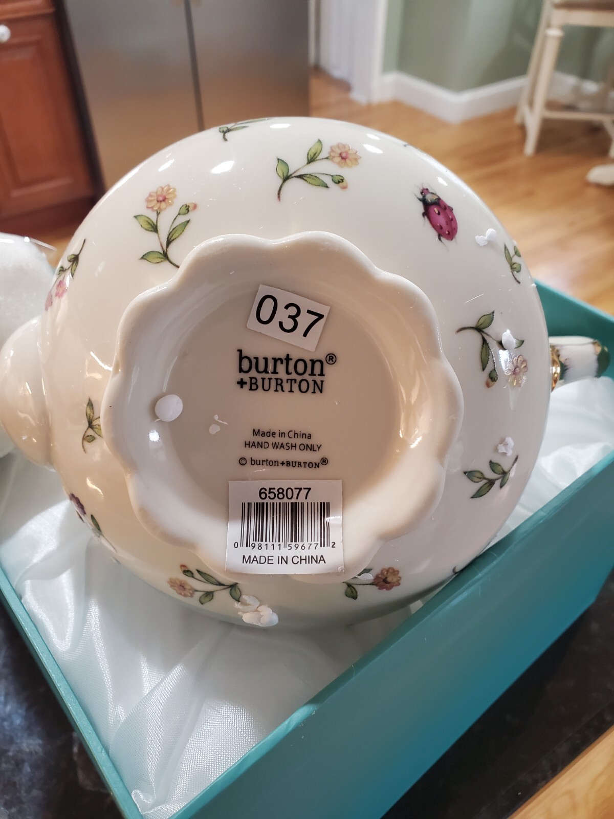 Morning Meadows Teapot - 32oz BURTON & BURTON BRAND NEW NEVER USED gallery