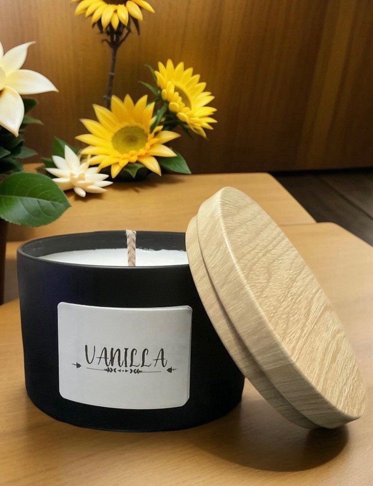 Vanilla Scented Candle gallery
