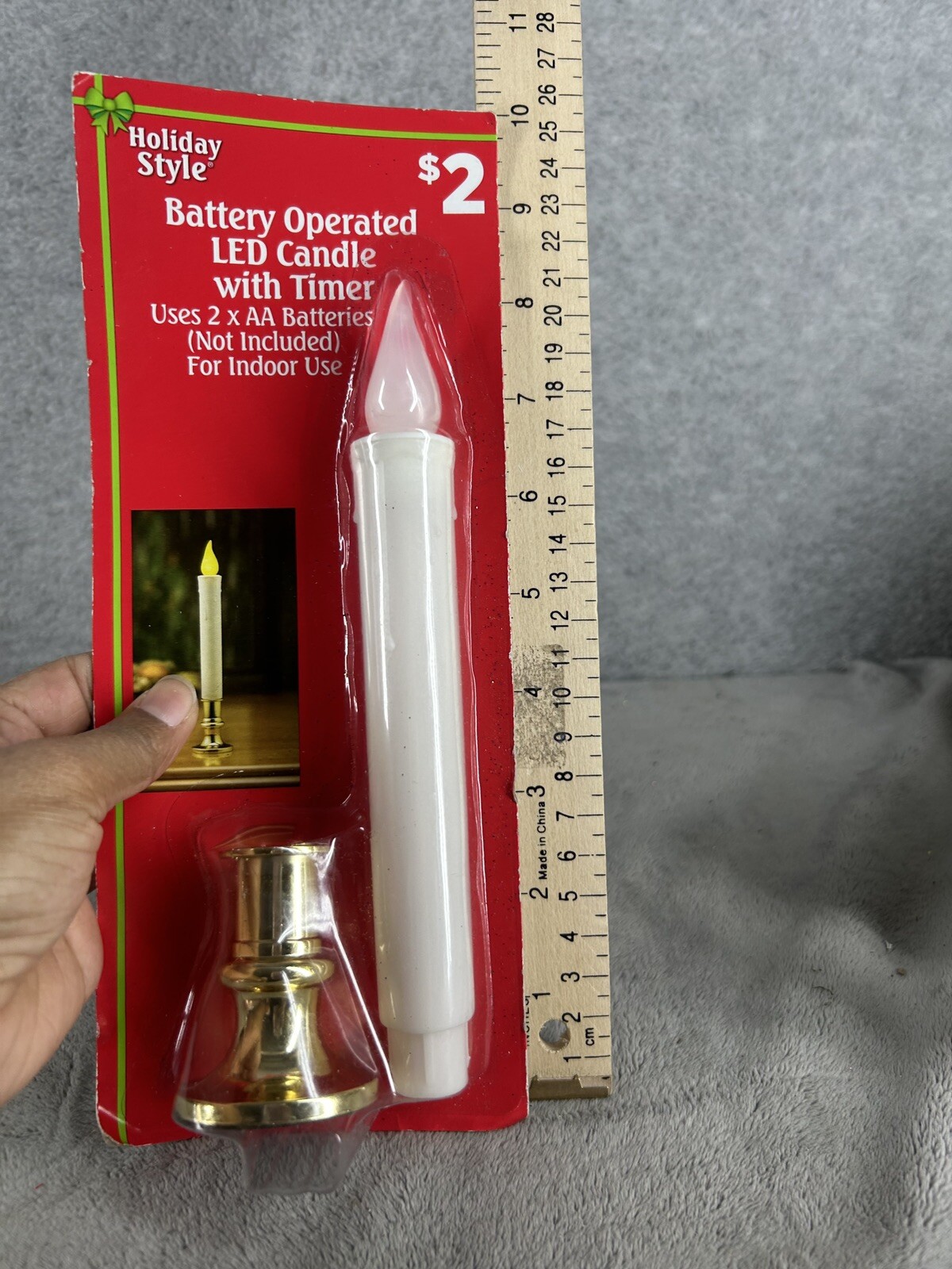 Holiday White Plastic Candle With Plastic Flame & Gold Base Takes 2 AA Batteries gallery