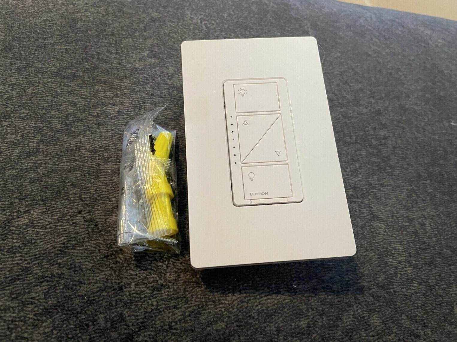 Lutron Caseta Wireless Dimmer Switch PD-6WCL-WH + Claro Wall Plate - White - NEW gallery