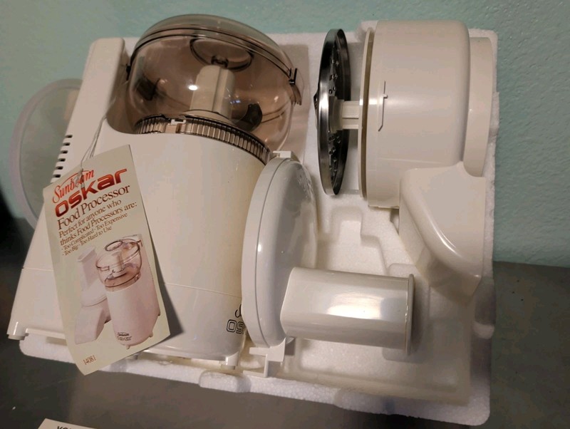Sunbeam Oskar High Efficiency Food Processor 14081 White gallery