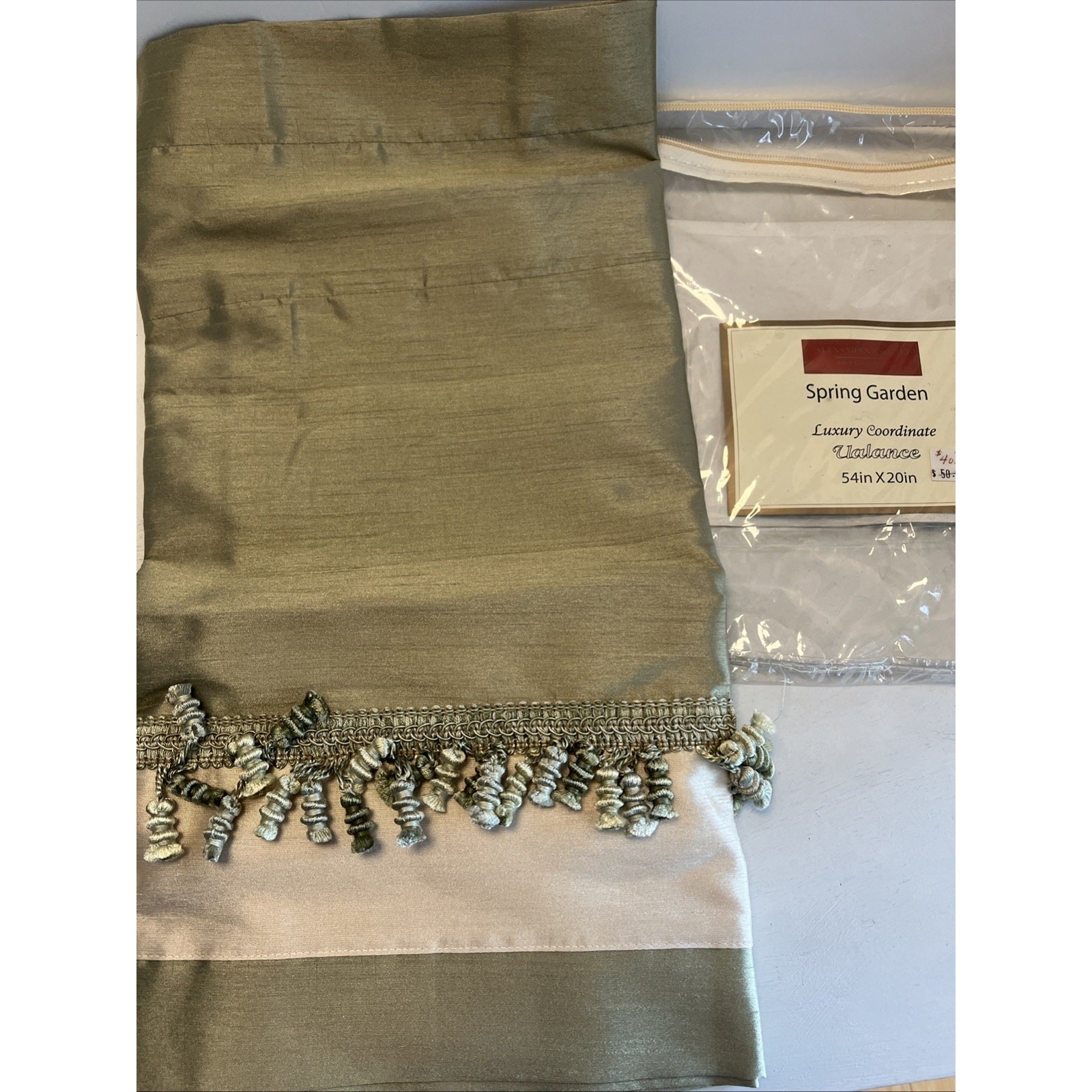 Vtg Sage Green Waterfall Valance with Tassels Silky/satin Lined 54”x20” New gallery
