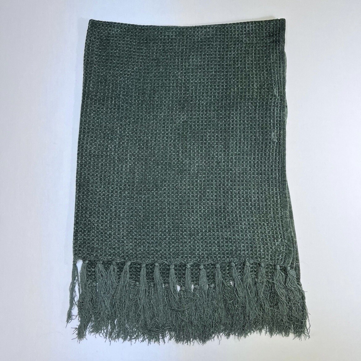 Mohawk Home Vintage Blanket Rayon Square Design Throw With Fringe Ends RN#99717 gallery
