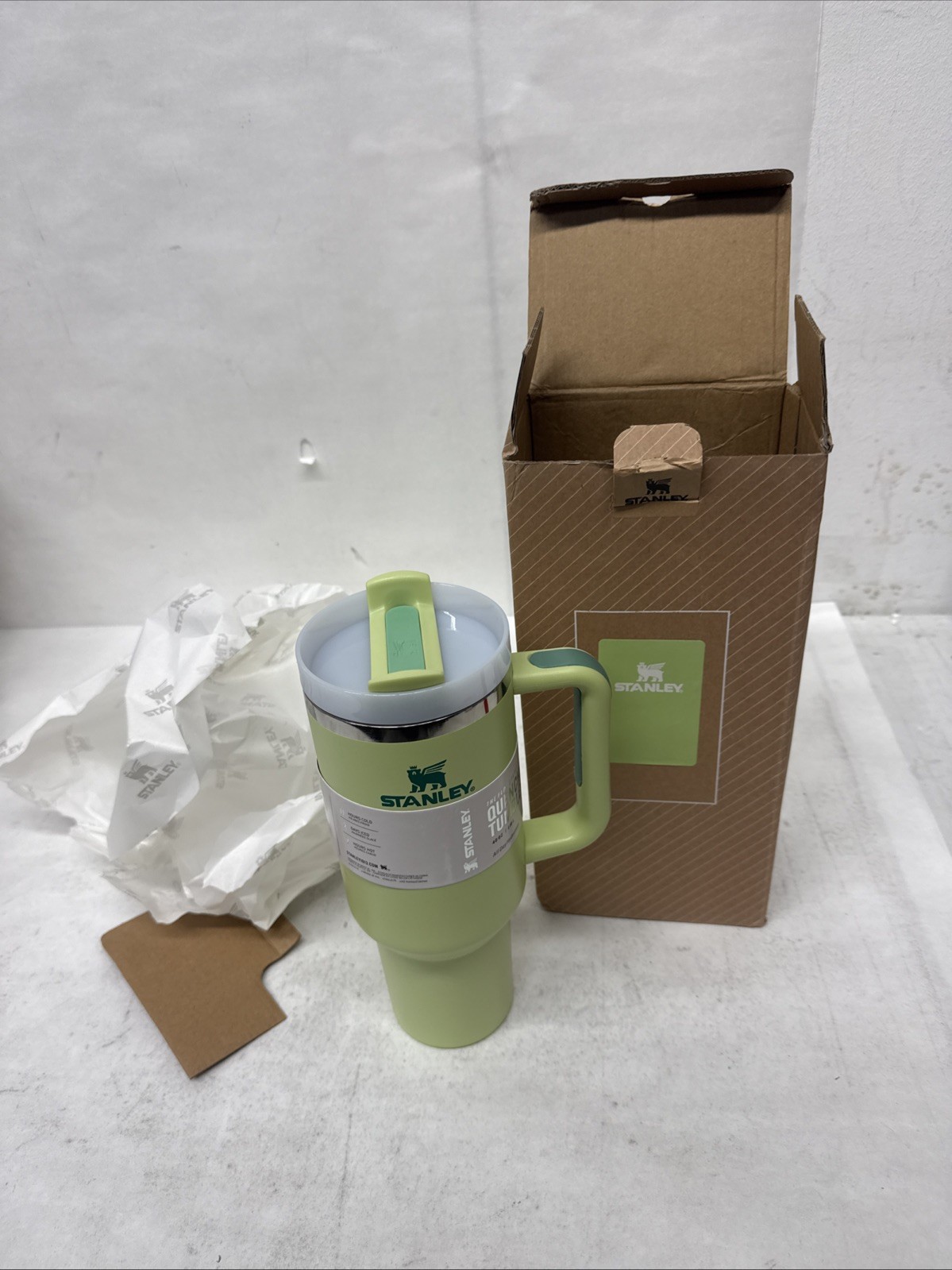 Stanley Adventure Quencher H2.0 FlowState 40 oz Travel Tumbler - Citron (T1) gallery
