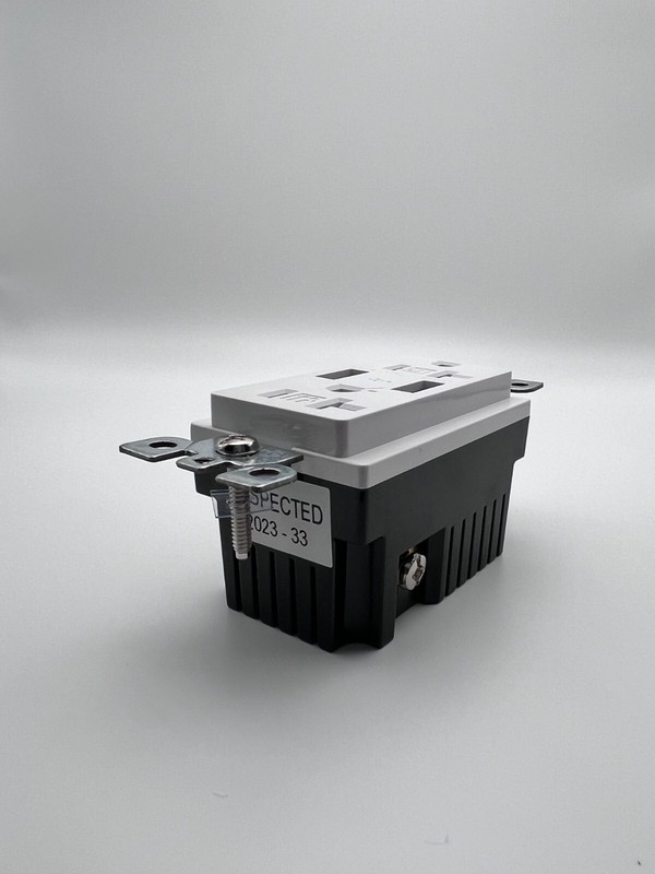 Dual USB Type-C/A Wall Outlet Charger Tamper Resistant 20A Electrical Receptacle gallery