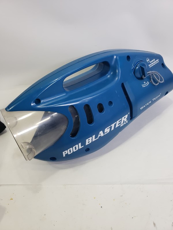 Water Tech POOL BLASTER Max Cordless Pool Vacuum Cleaner Handheld - Motor Only gallery