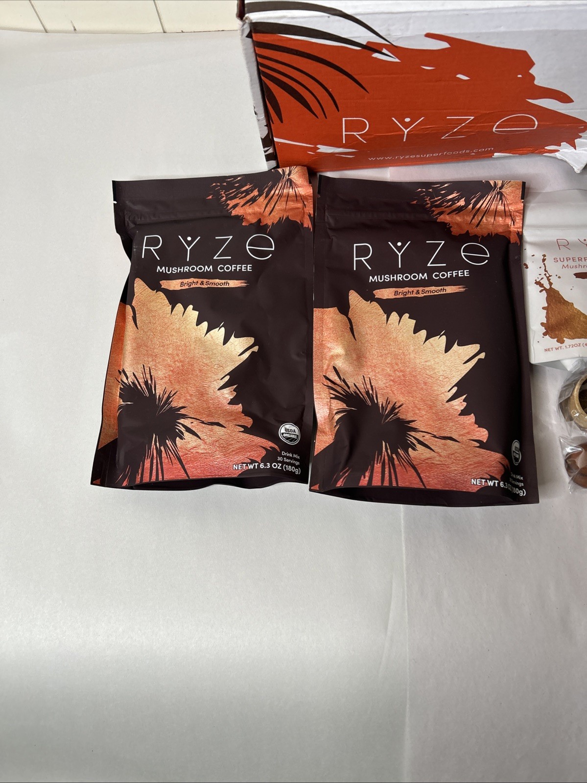 RYZE Mushroom Coffee Kit 2X Coffee * Bright Smooth Creamer Spoon Set NEW gallery