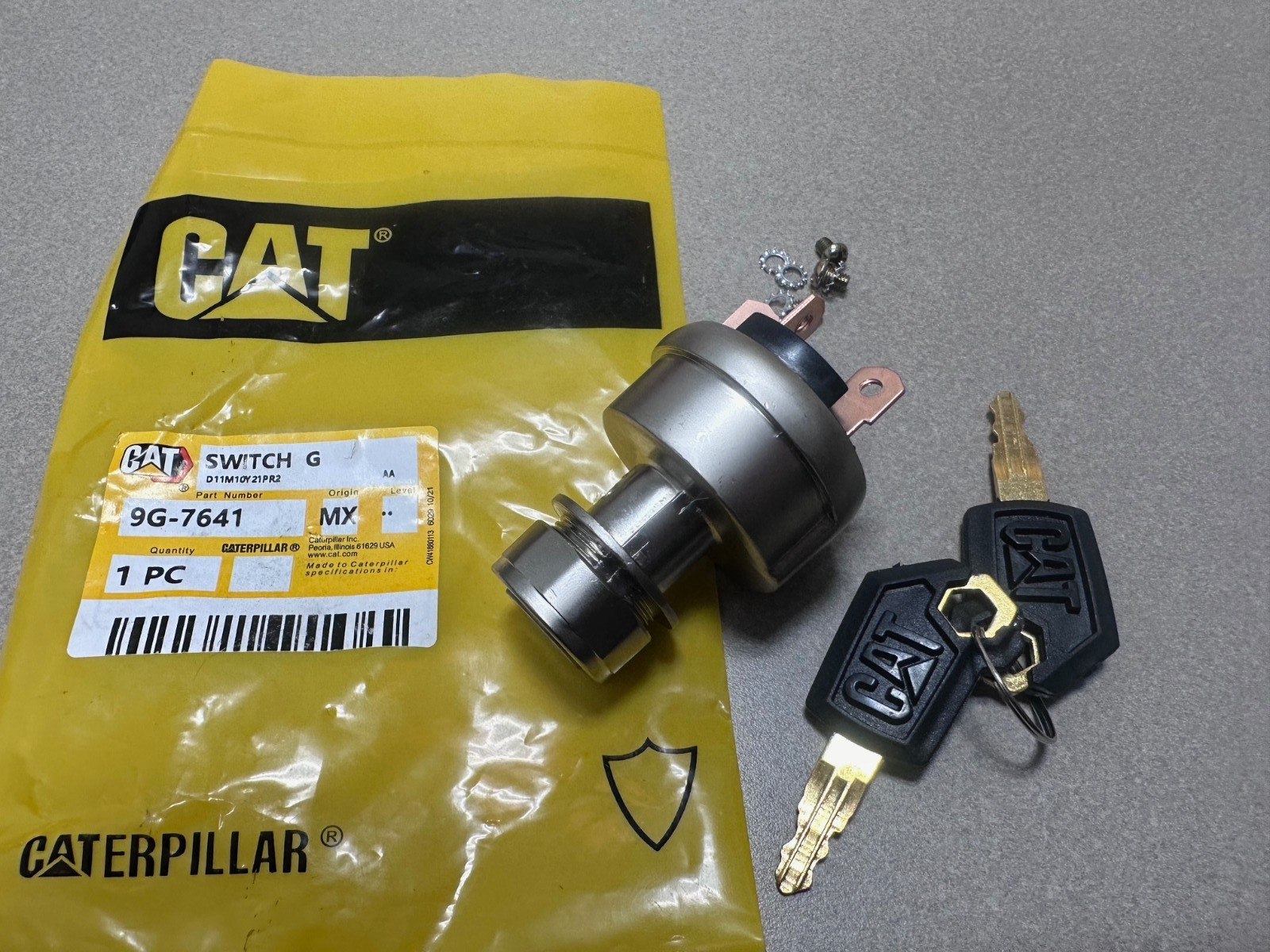 NOS Genuine CAT 9G-7641 Key Ignition Switch G 4 Terminal Start w/2 Keys gallery