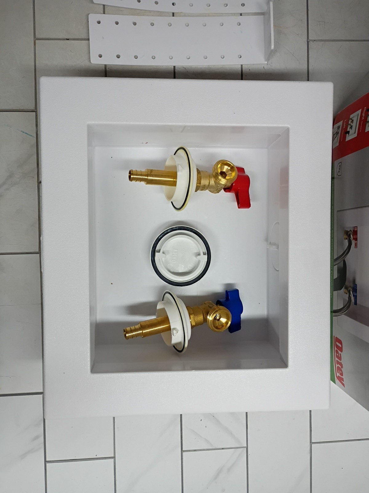 Oatey Quadtro Washing Machine Outlet Box pex crimp 1/4" Turn x 2" Hub 38528 gallery