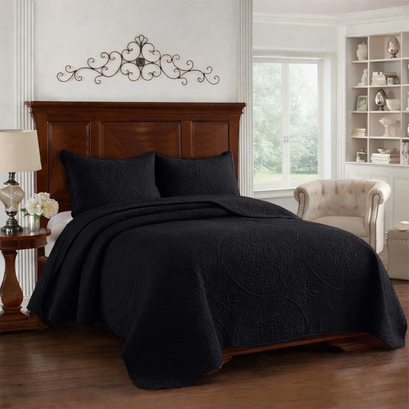 Soft Quilted Coverlet Throw Embossed Bedspread with Pillow Shams Twin Queen King gallery