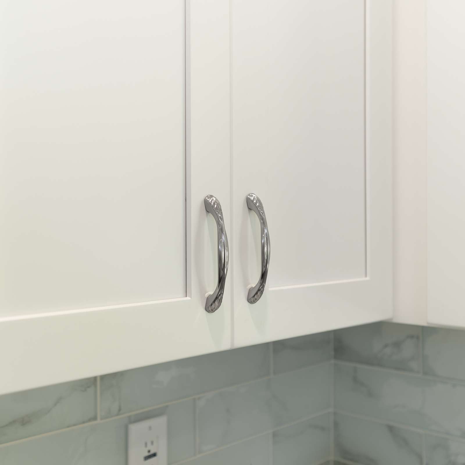 Traditional Bath Kitchen Cabinet Pulls Handles Brushed Nickel Drawer Hardware gallery