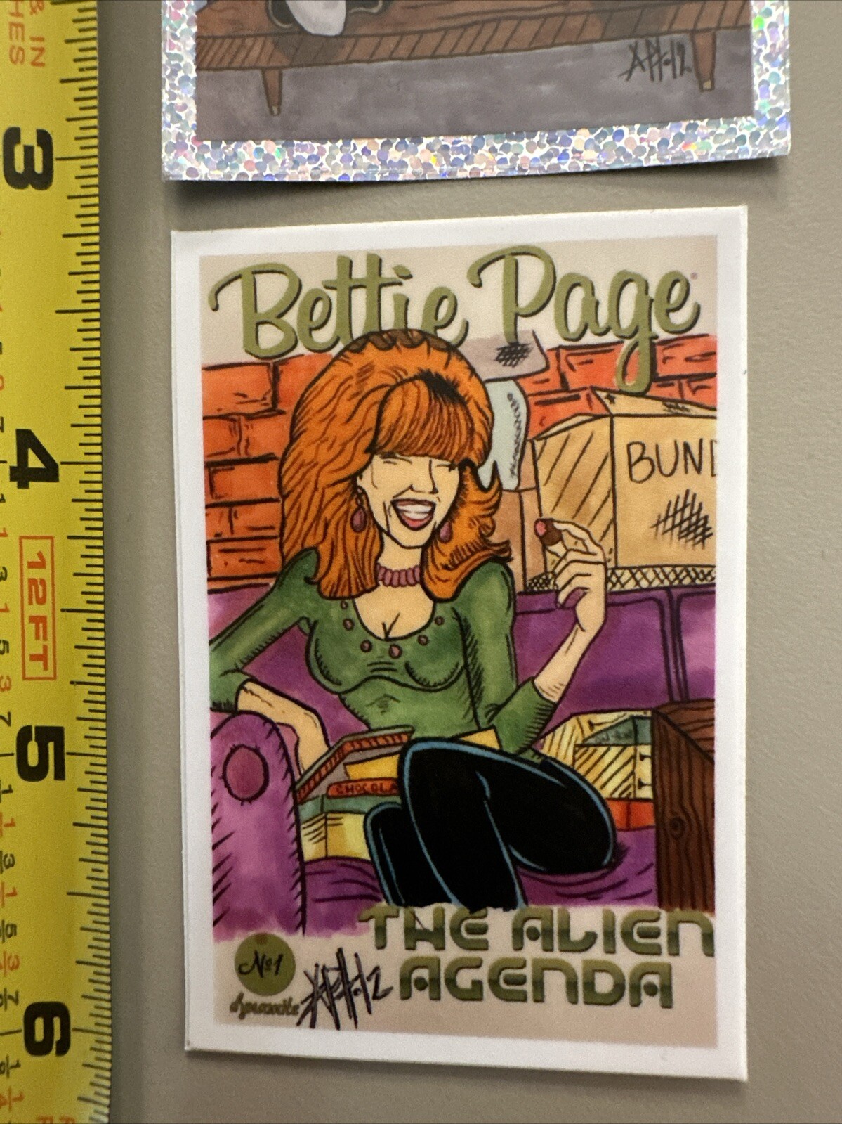 Married With Children “Al & Peggy Bundy” (2 Sticker Lot/Dishwasher Safe) Comics gallery