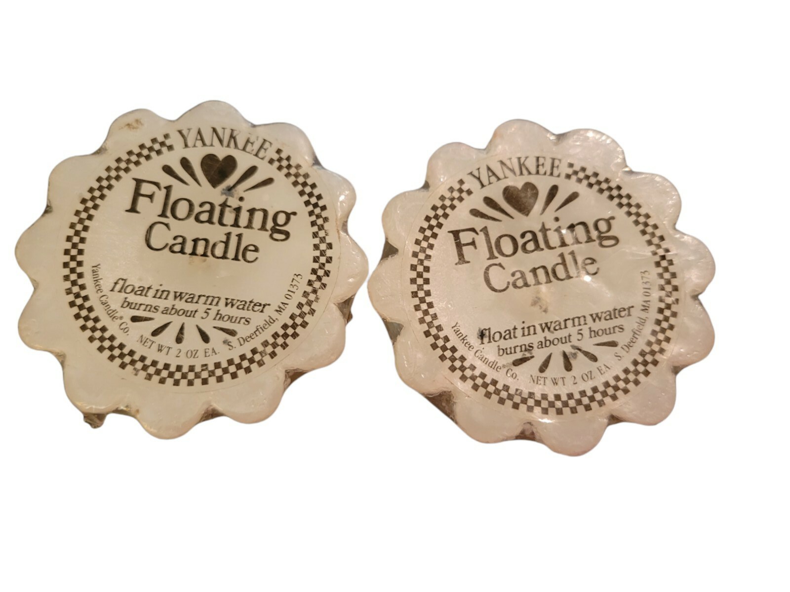 2 New NOS Yankee Candle Floating Candles Unscented Burns About 5 Hours gallery