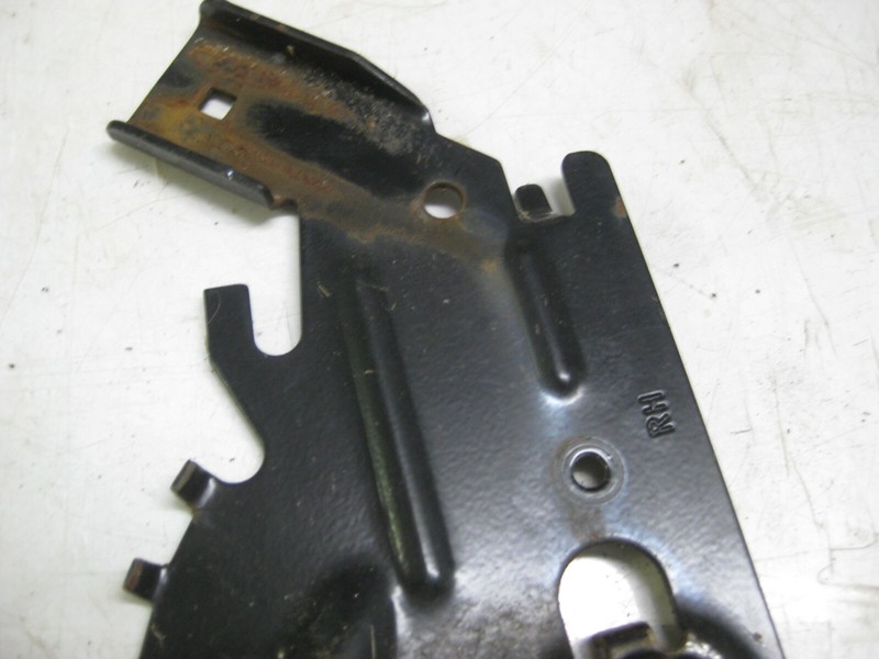 Bolens Mower 11A-414A065 Handle Bracket Assy.​ Part 987-02271A, 687-02271A gallery