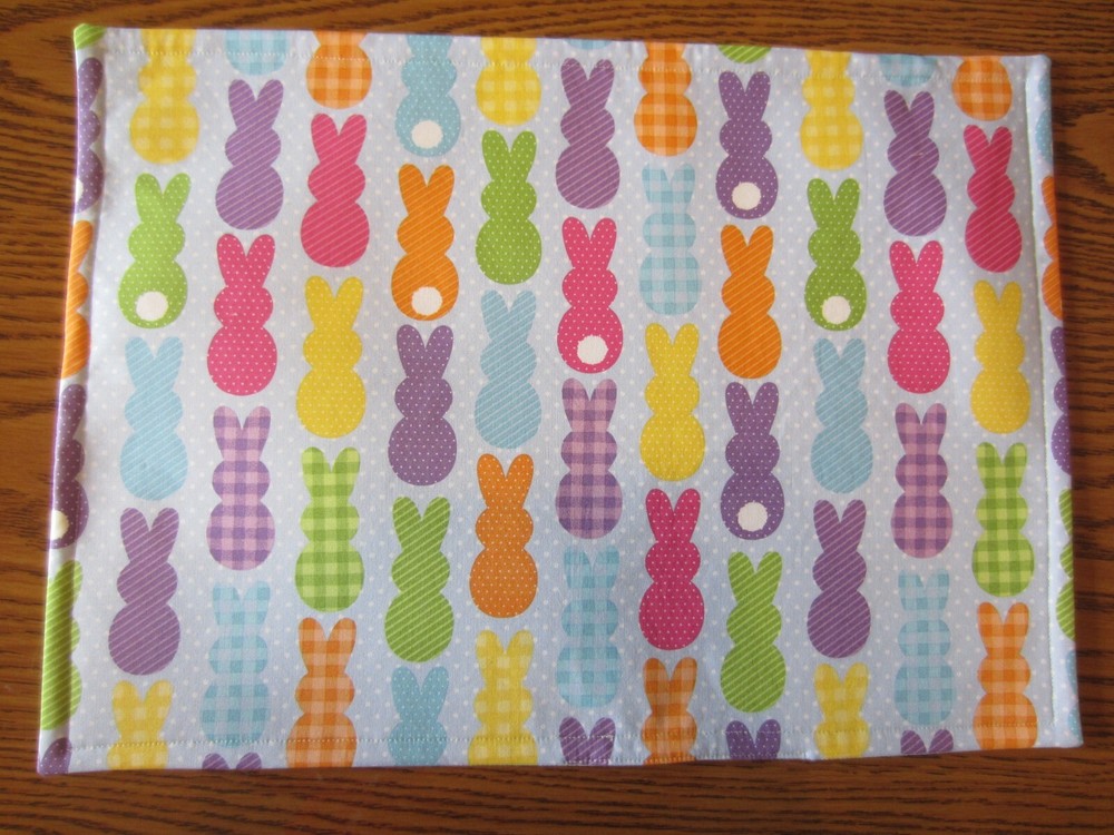 EASTER BUNNY PLACEMATS, 4 pc rectangle set, handcrafted, new