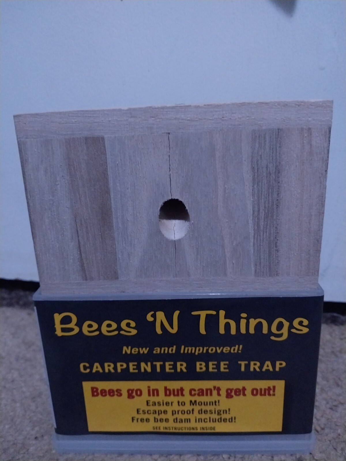 Bees N Things Outdoor Carpenter Bee Hanging Trap with 15 ft. Coverage gallery