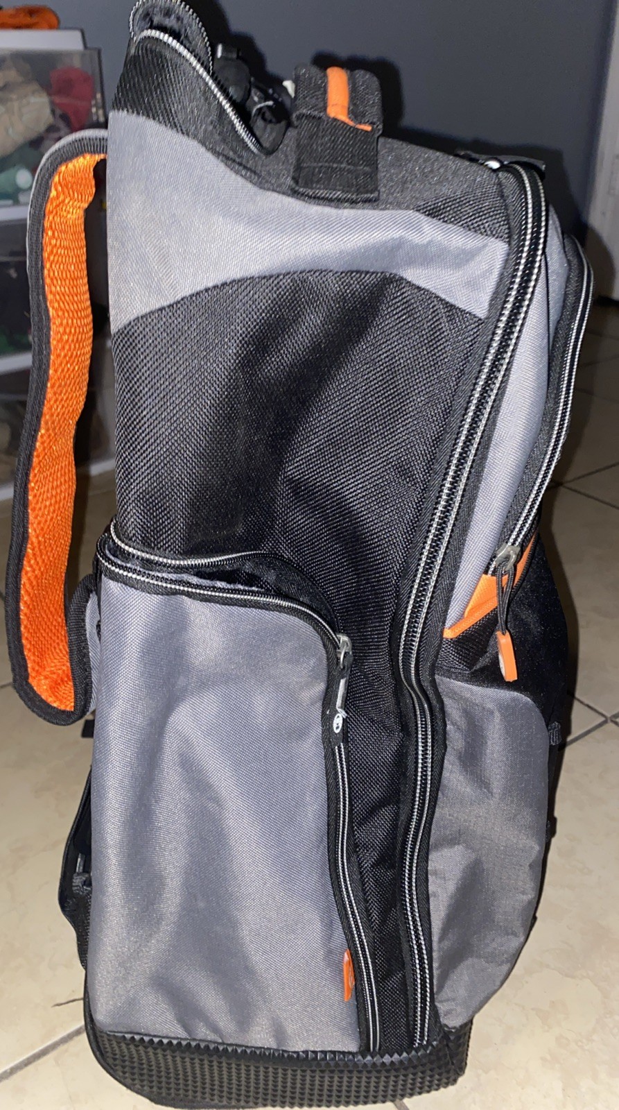 Coleman Rolling Backpack Travel Hiking Bag Telescoping Handle Read 2