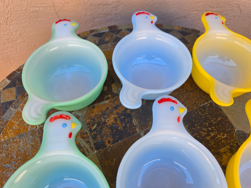 Glasbake Multiple Colors Rooster Chicken Kitchen Dinnerware Soup Bowls Lot Of 6 gallery