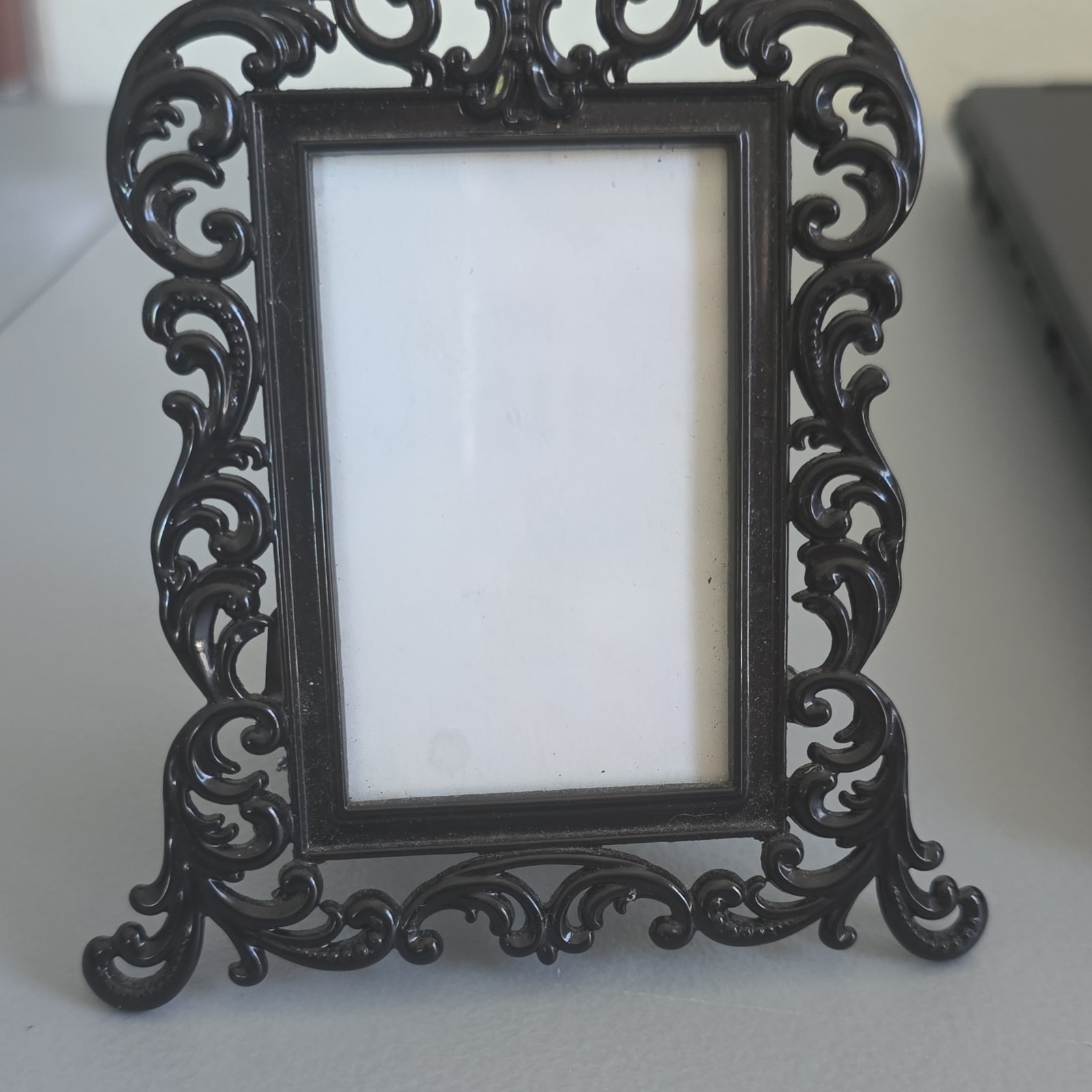 Ornate Black Victorian Style Plastic Photo Frame, Rectangular, 5 x 7 in gallery