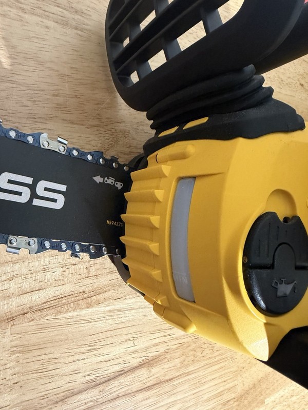 Dewalt 60v Max Flexvolt 16” Chainsaw DCCS670B (Tool Only) gallery