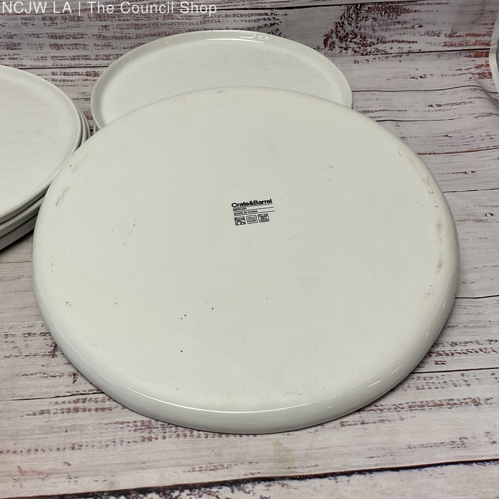 Cb2 Crate & Barrel Contact White Ceramic 11" Dinner and 8.5" Salad 8 Plates Set gallery