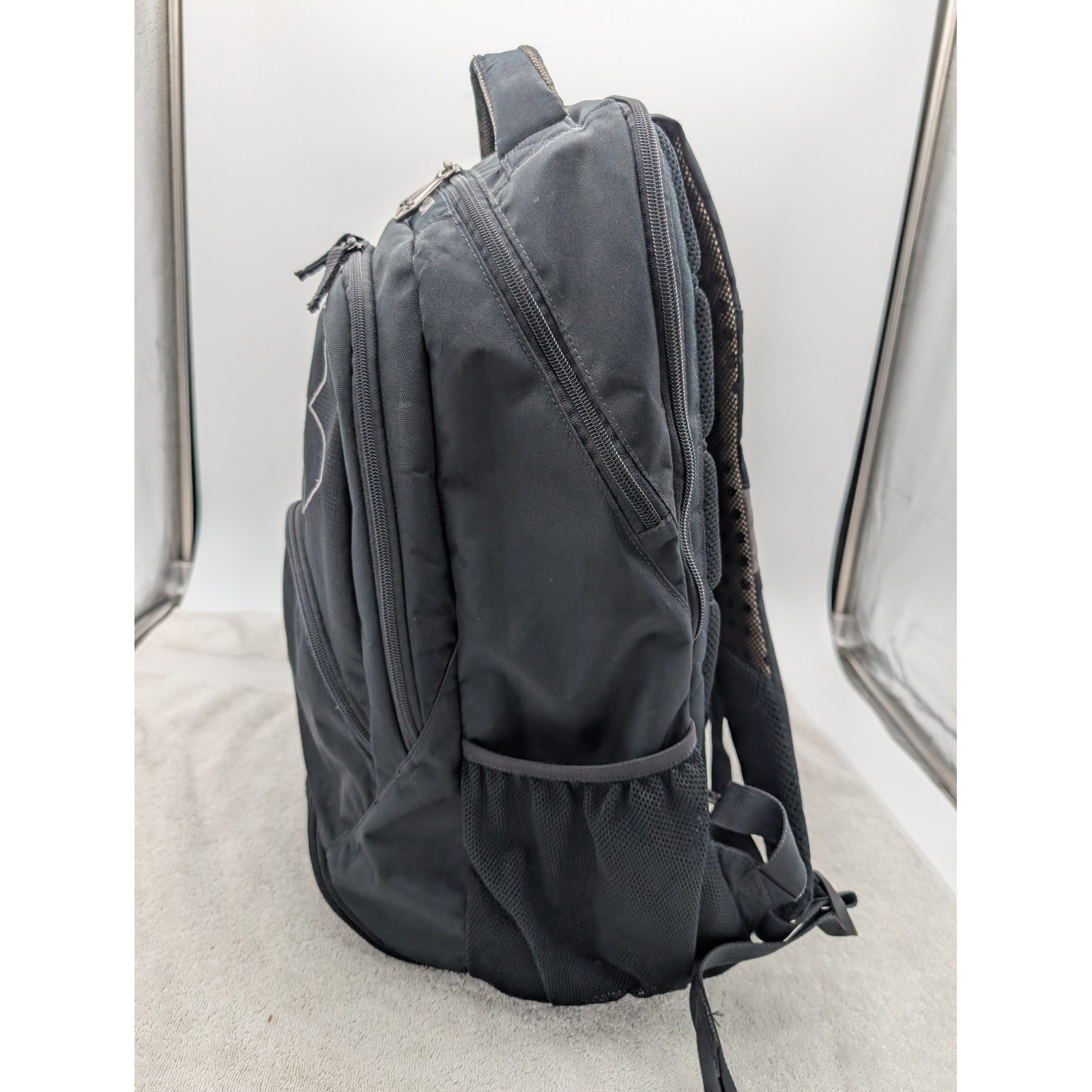 Under Armour Storm Backpack Black Red Interior Multi Compartment Flawed 4