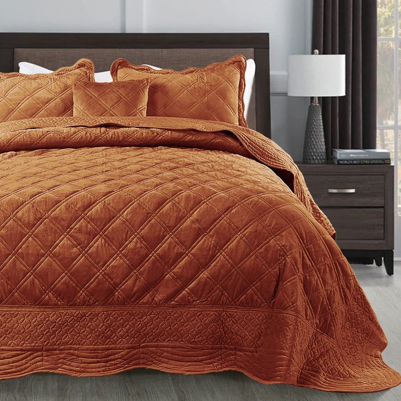 Home Soft Things Super Soft Microplush 4 Piece Bedspread Set Oversize Queen 110" gallery