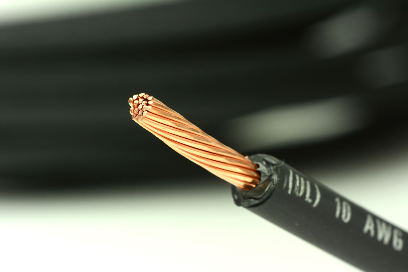 10 AWG Solar Panel Wire 250' Power Cable UL 4703 Copper MADE IN USA PV Gauge gallery