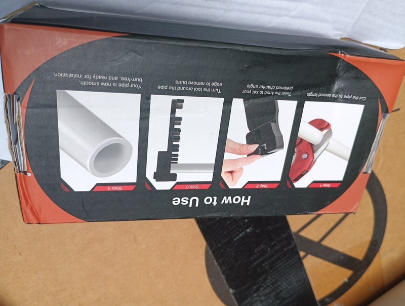 PVC Pipe Deburring Tool for Plastic Pipe in 6 Pipe Sizes from 1-1/4 to 4 inch gallery