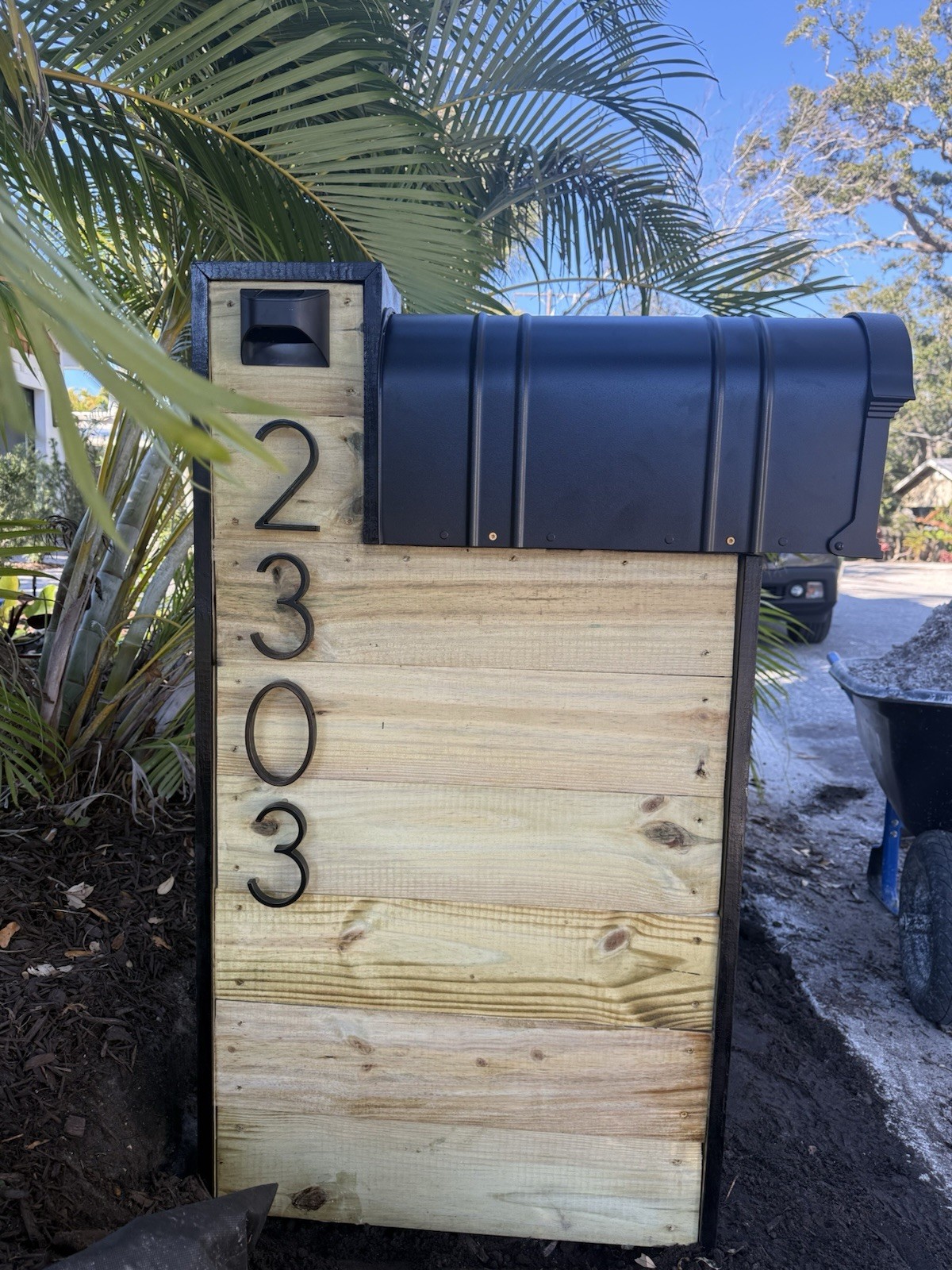 Handcrafted Durable Mailbox gallery