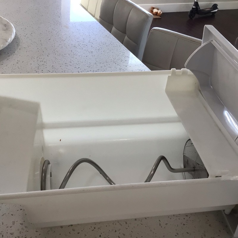 Frigidaire Refrigerator Ice Bin Container Assembly P# 241860803 (ms7) gallery