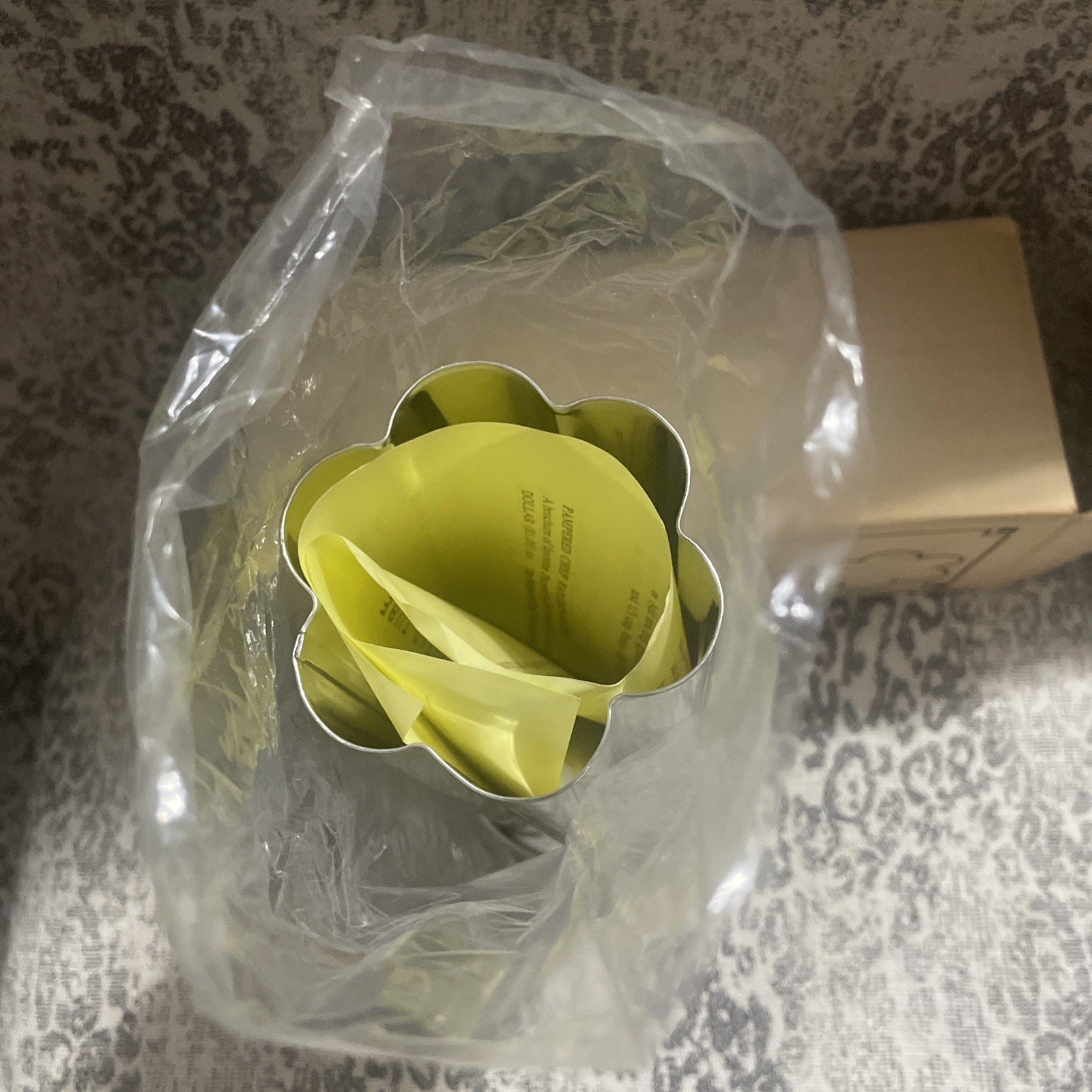 Unique VINTAGE 1995 PAMPERED CHEF Loaf Pan / Bread Tube Flower #1550 Used IN BOX gallery