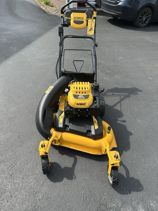 DEWALT 28in 224cc RWD Self-Propelled Lawn Mower E-GOV Engine 3-in-1 Dual Blades gallery