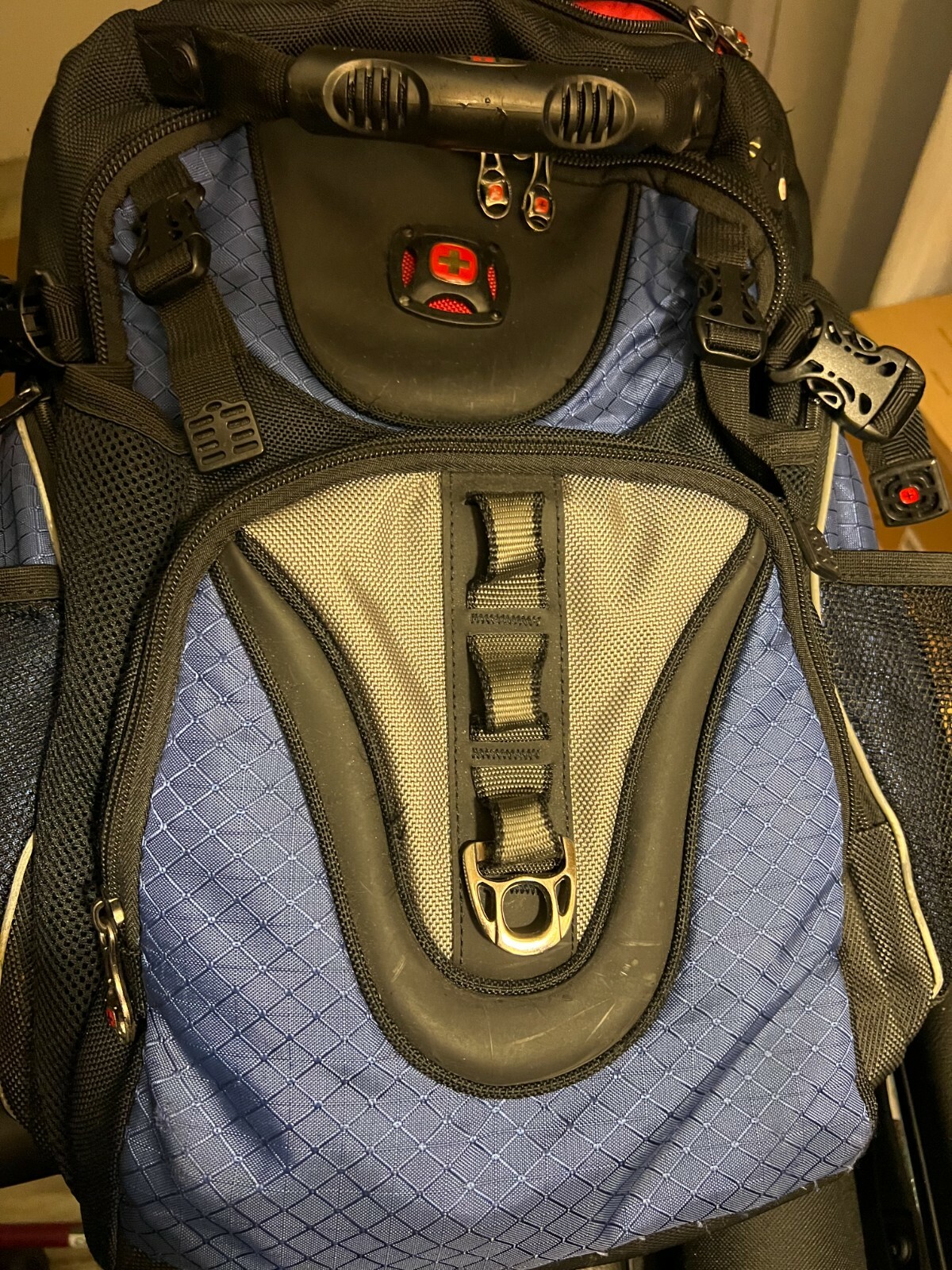 SWISS GEAR BACK PACK