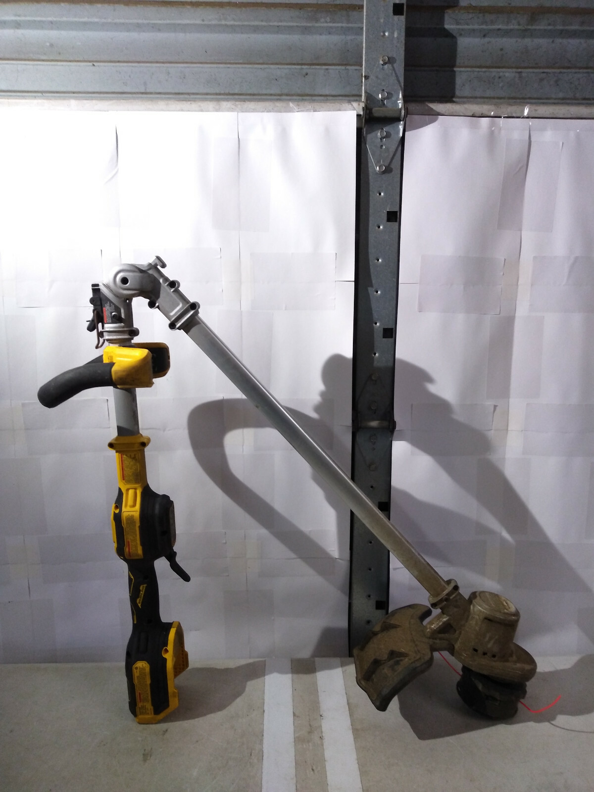 DeWALT DCST922 20V Cordless Brushless String Trimmer (Tool Only) #238 gallery
