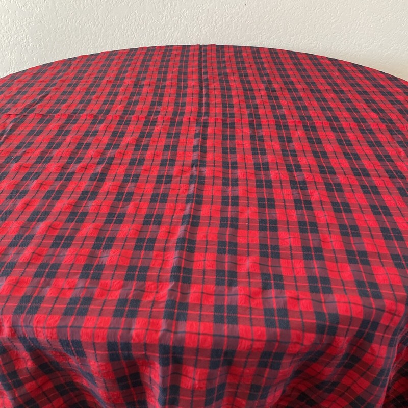 Square / Rectangle 52x54" Red and Navy Blue Plaid Tablecloth gallery