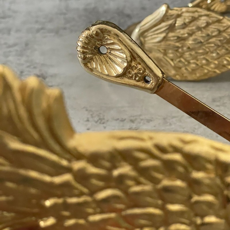 Vintage Two-Piece Set Solid Brass Embossed Pineapple Colonial Curtain Tiebacks gallery