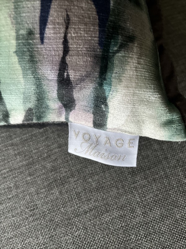 Voyage Maison Rectangular 100% Duck Down Pillow Made In UK gallery
