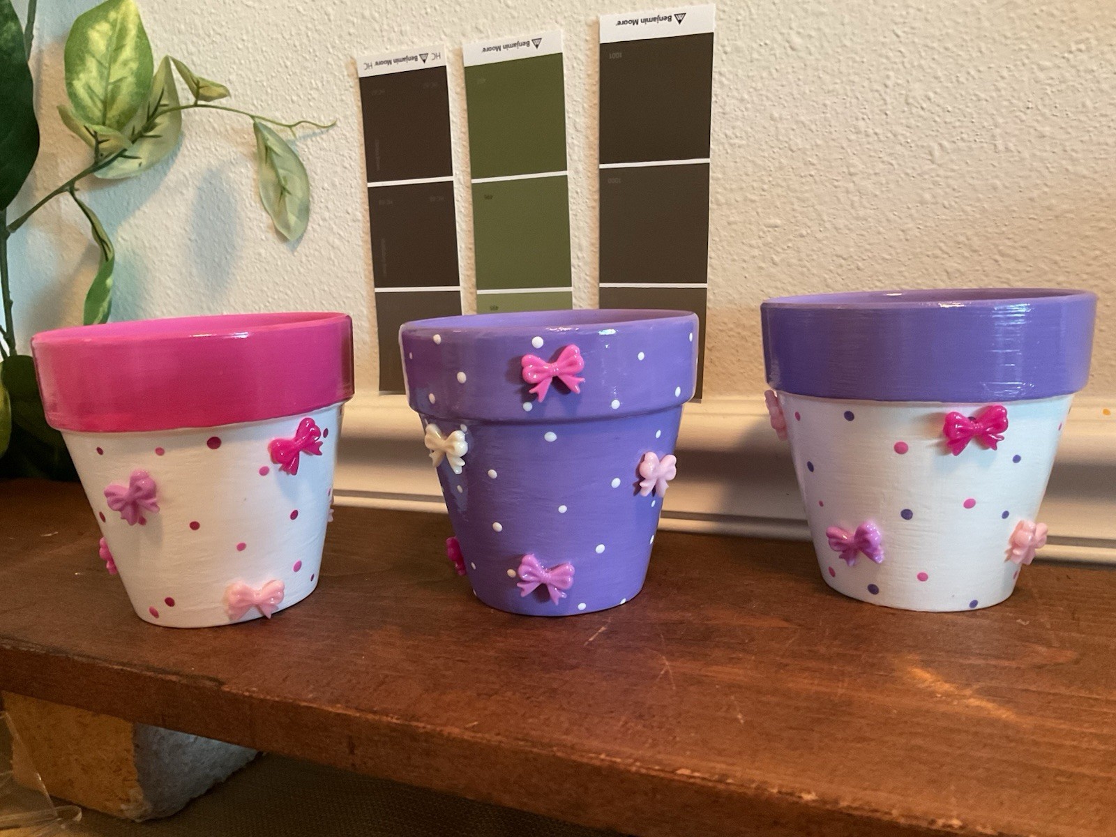 Hand Painted 3D Bow Design Clay Pot For Indoor Use Only 3” Gloss Glaze Sealer gallery