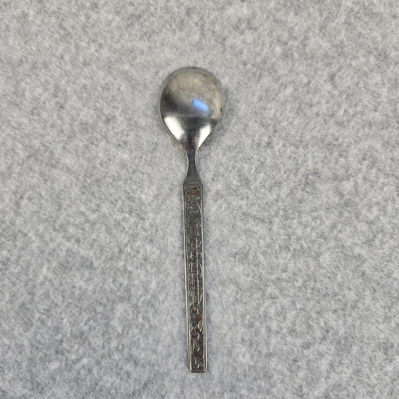 Riviera MONTEREY Scroll Pattern Stainless Black Accent Silverware Flatware U PIC gallery