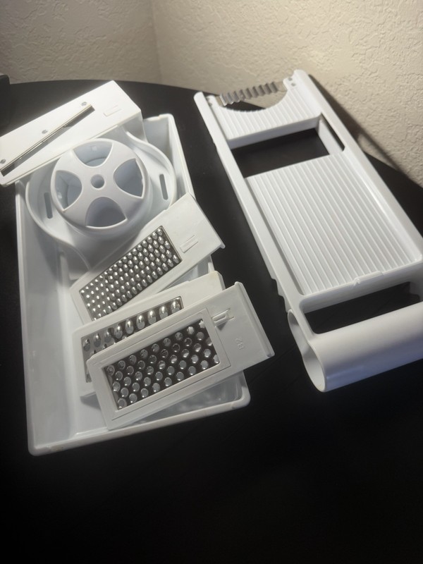 5 in 1 Multi-Function Grater Slicer Set White Plastic Metal for Vegetables Fruit gallery